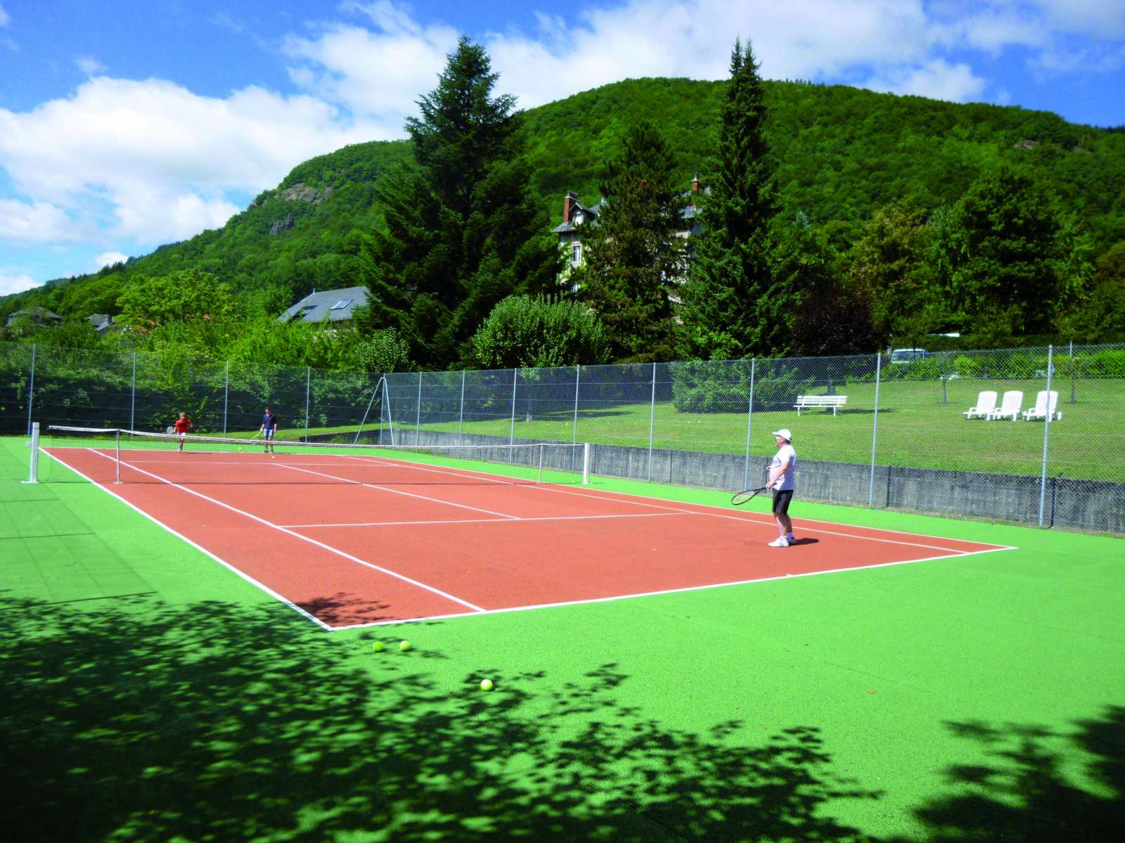 France - Auvergne - Vic sur Cère - Complexe Hôtelier Le Family