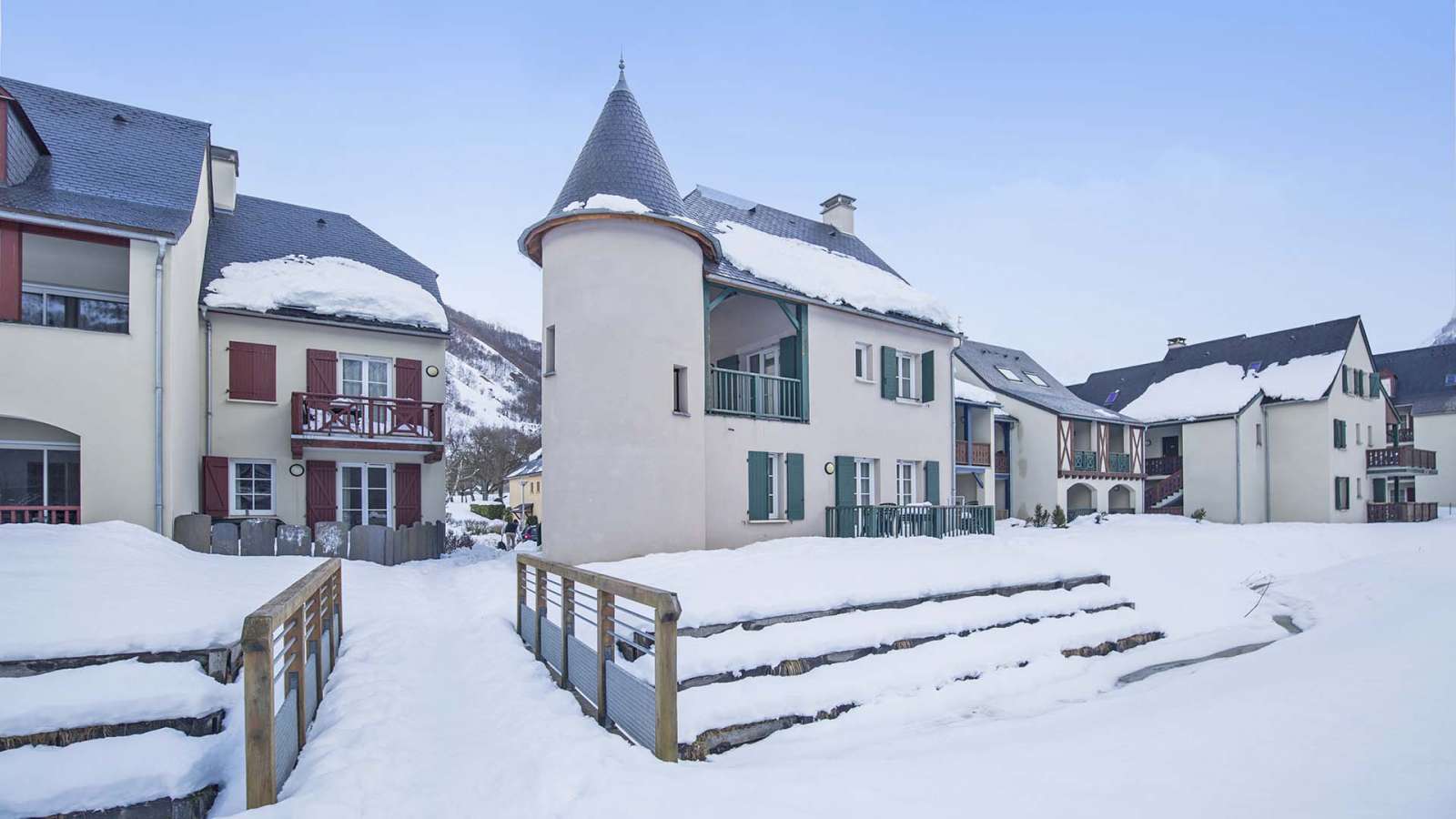 France - Pyrénées - Loudenvielle - Résidence Les Jardins de Balnéa